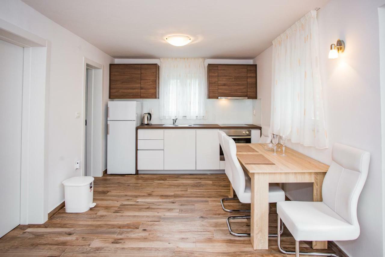Apartments Buskulic Petrčane Zewnętrze zdjęcie